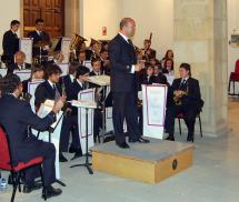 José Manuel Aceña dirige la Banda Sinfónica Municipal de Madrid en el centenario de la formación musical