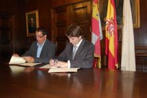 El Ayuntamiento de Soria y la Cámara de Comercio firman dos convenios de colaboración entre ambas instituciones