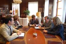 Carlos Martínez recibe a Embajadores de la Ciencia