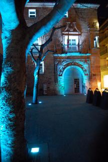 Realizadas las pruebas de iluminación del Palacio de los Ríos y Salcedos  y la Plaza de San clemente